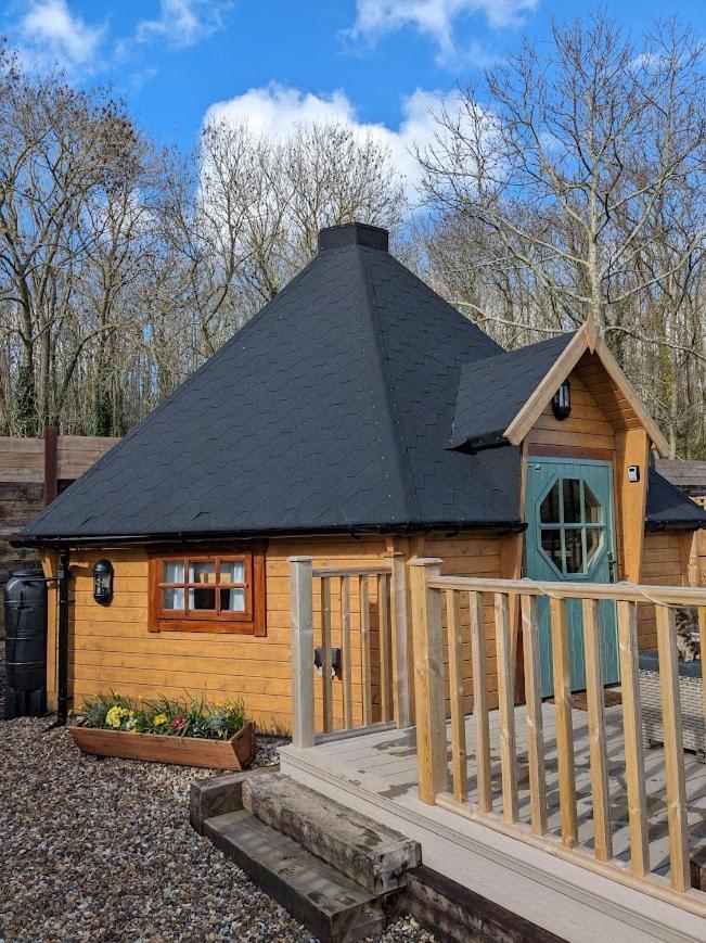 Woods Meadow Holiday Lodges West Malling Exterior photo